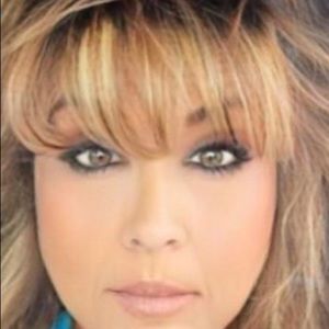 Meet your Posher, Misty